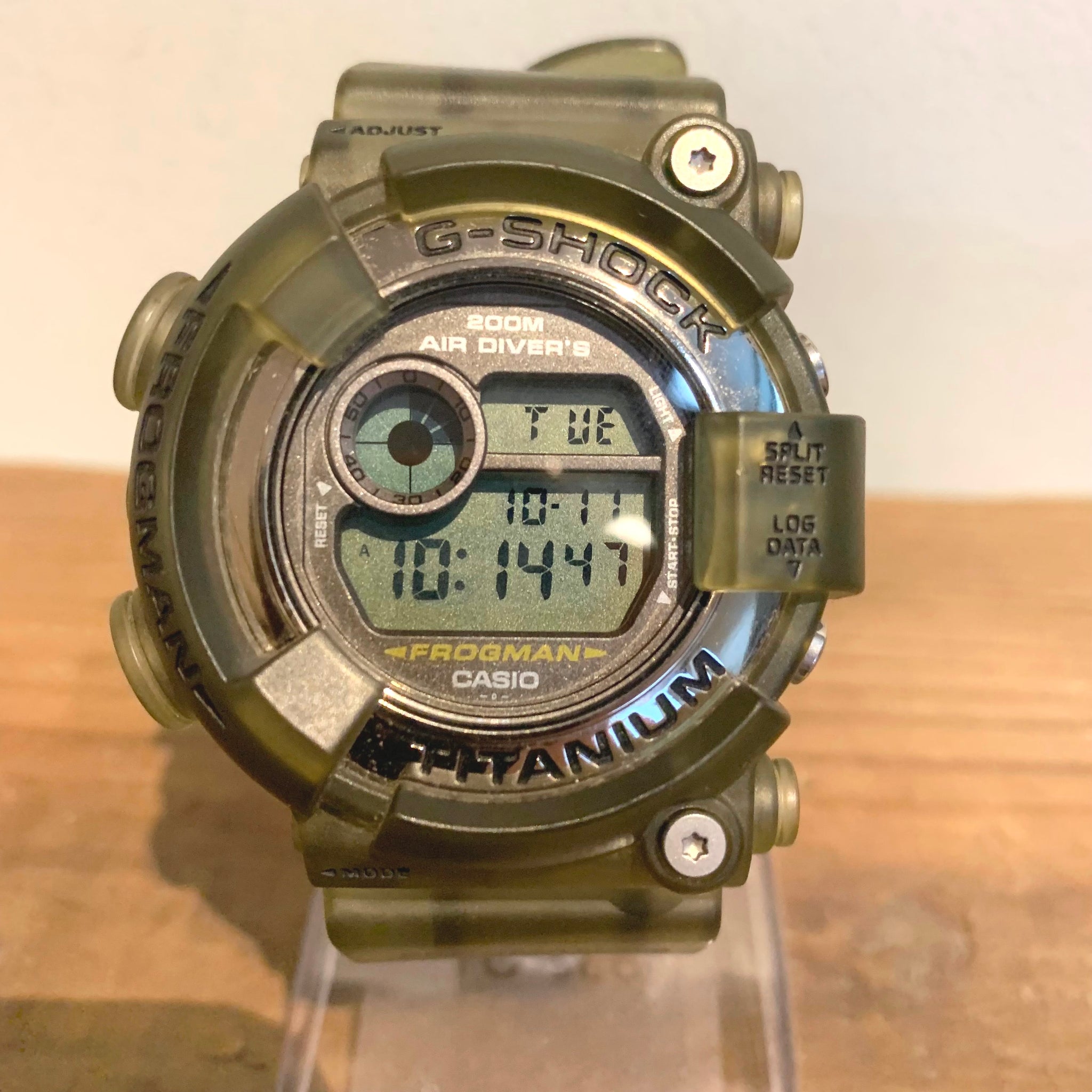 《A062》G-SHOCK DW-8200 FROGMAN