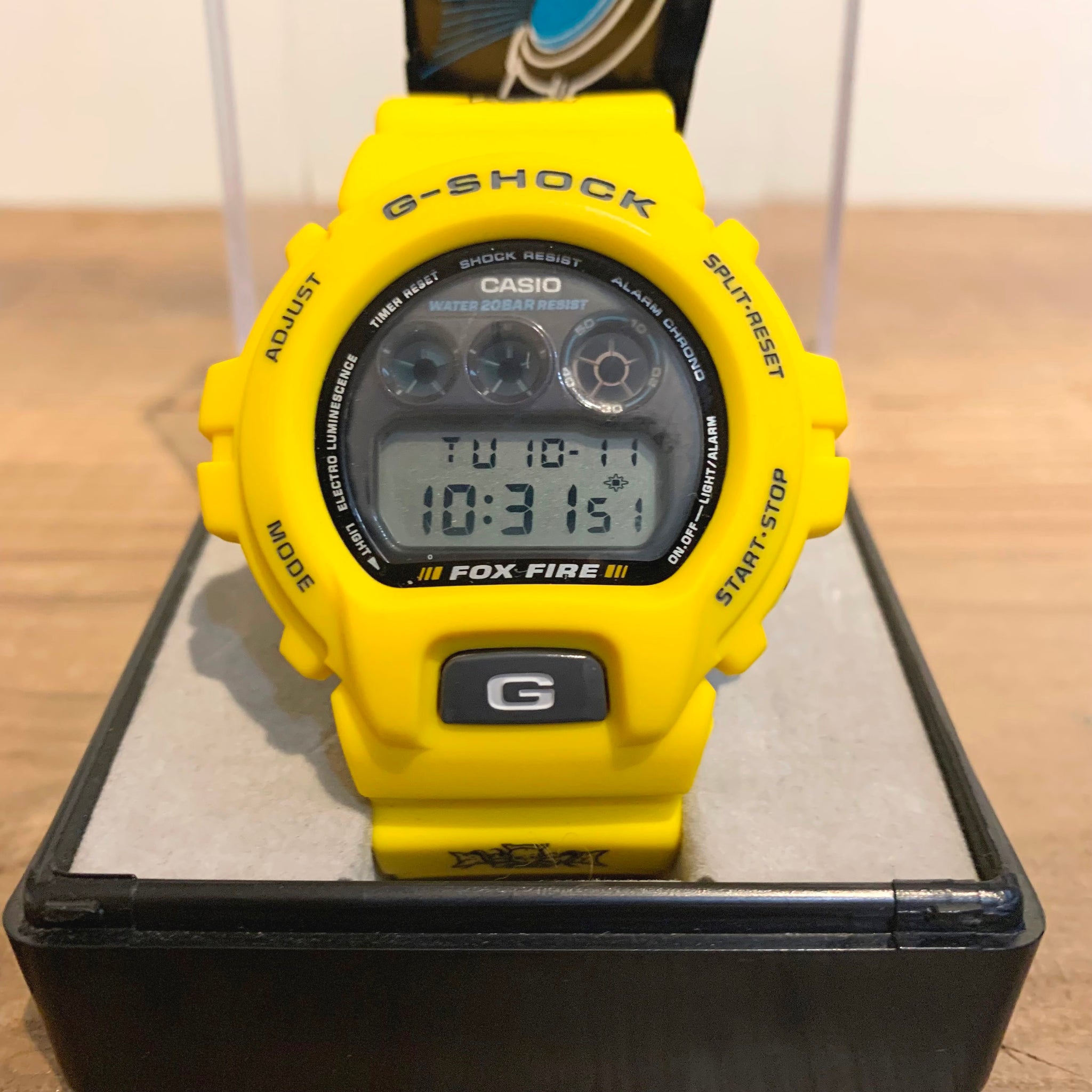 G-SHOCK スラッシャー FOX FIRE DW-6900 時計-