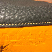 画像をギャラリービューアに読み込む, Timberland/Leather mini shoulder bag/MADE IN England
