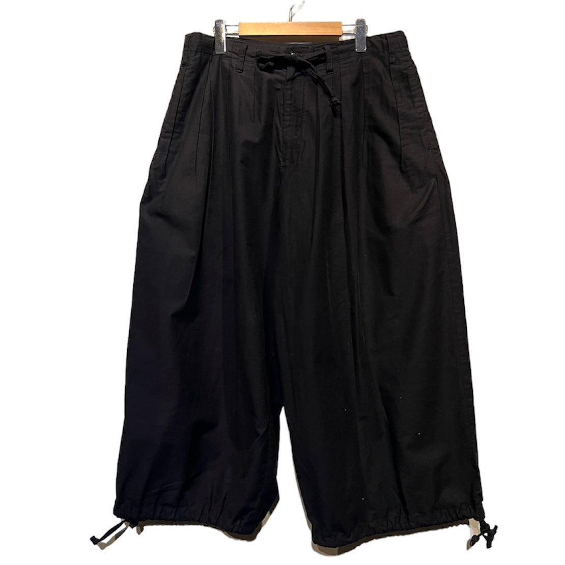 ヨウジヤマモトプールオム2024SSTAXED TUCK PANTS 仰々しい
