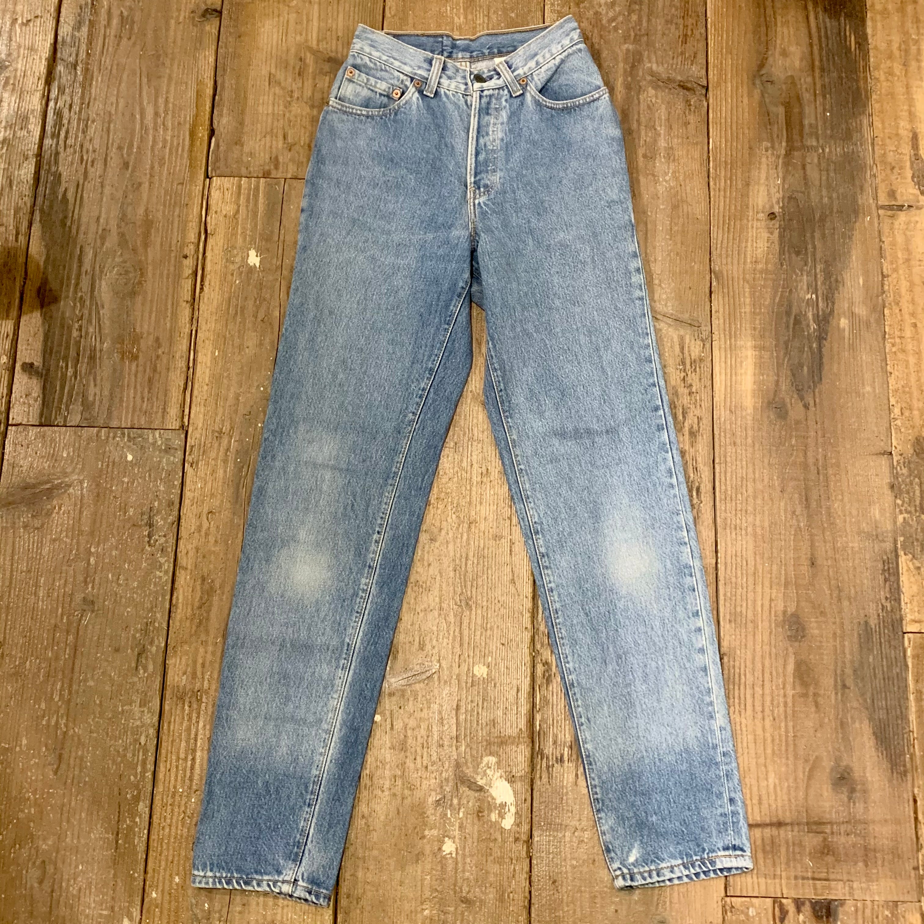 Vtg Levis Jeans 17501 0158 Womens 9 (24x30) Blue Button Fly
